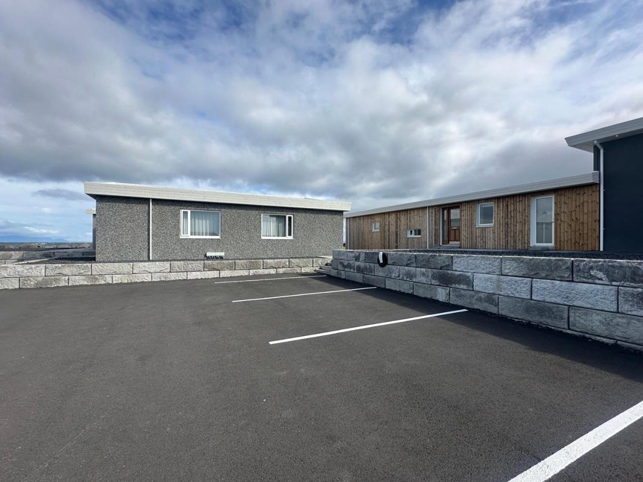 Bay View Apartments Gardur Exterior photo